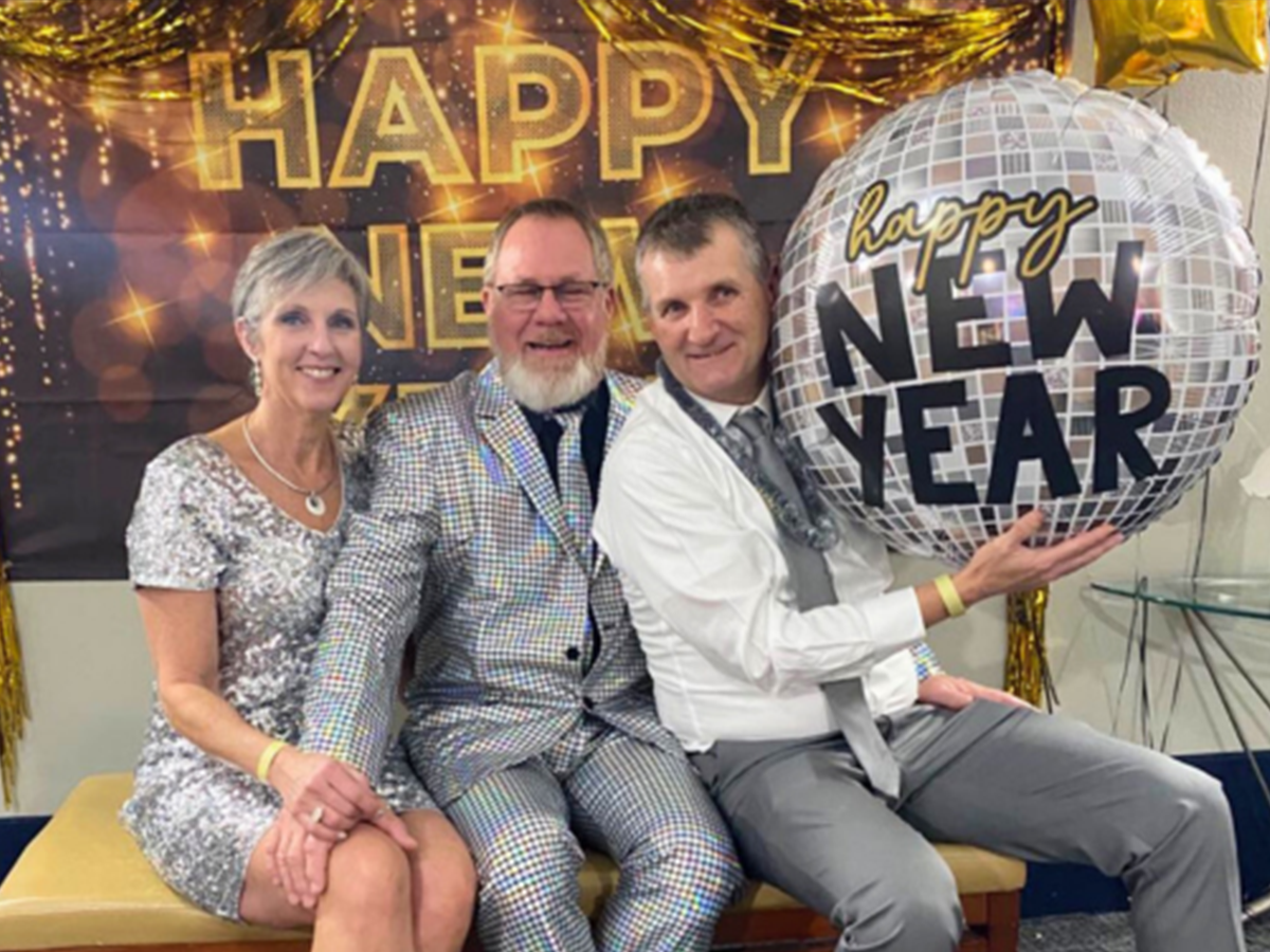 Happy guests enjoying a live concert at the Avista Resort.